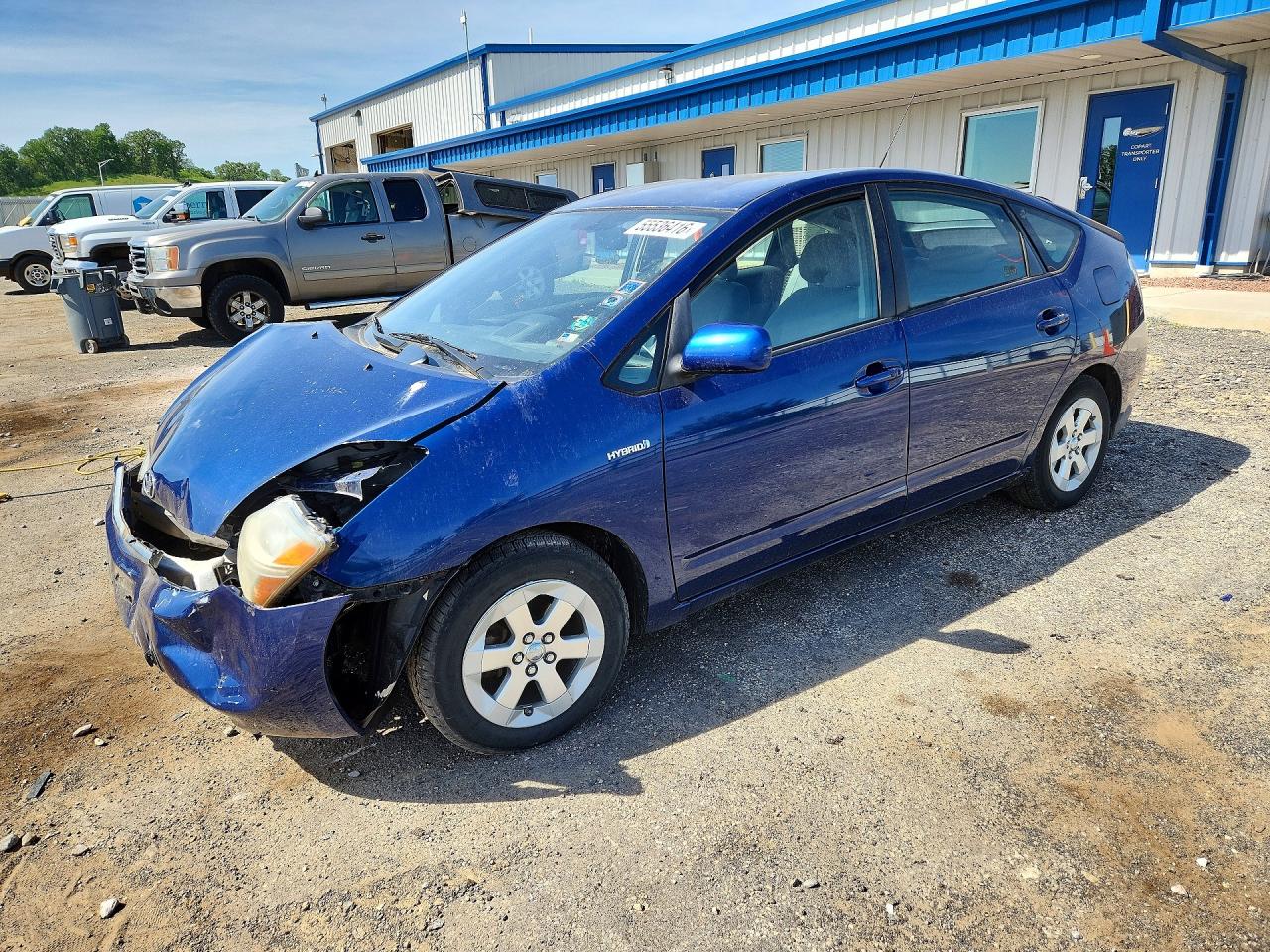 Salvage Toyota Prius Image