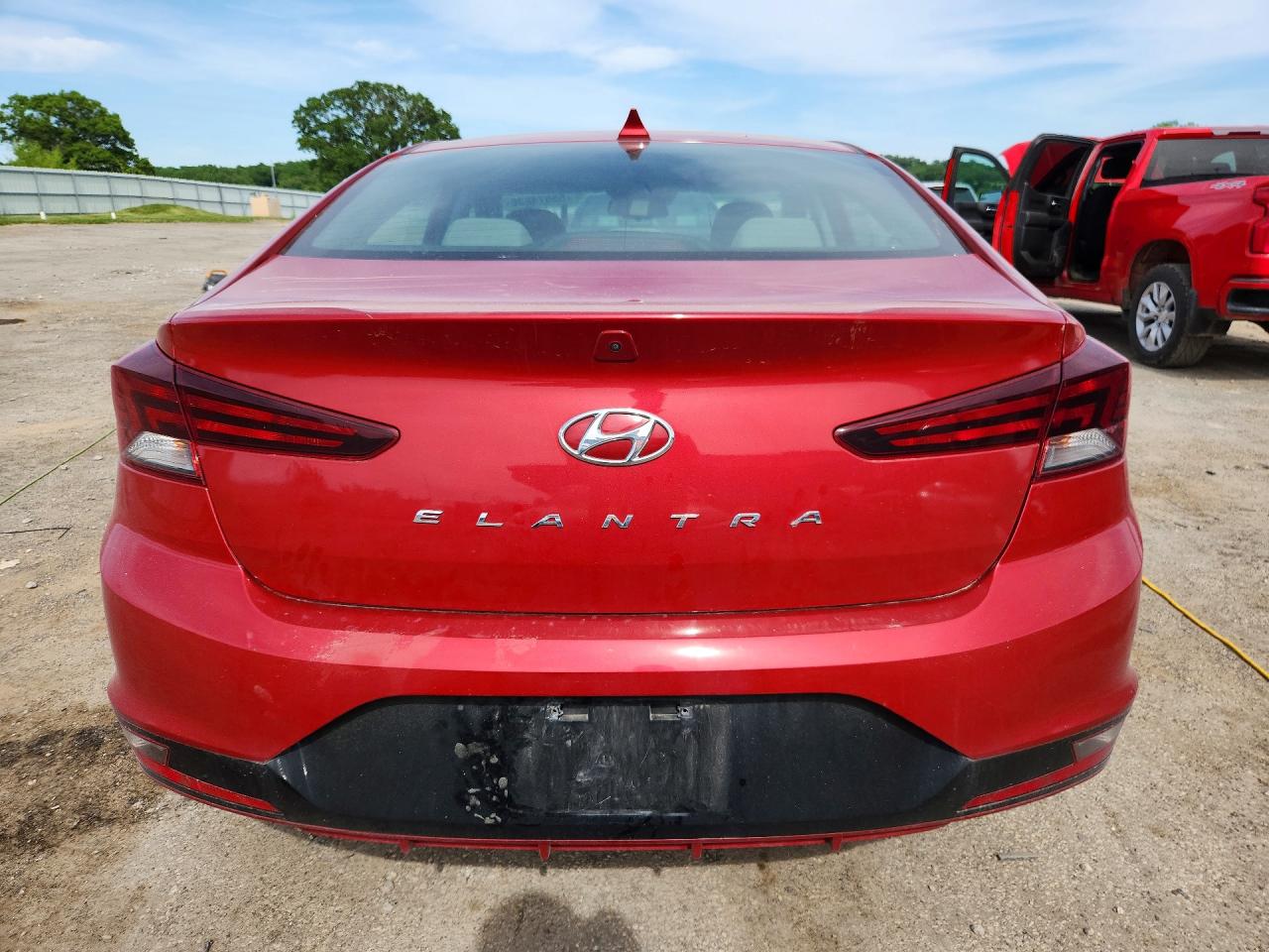 Hyundai ELANTRA Value Edition