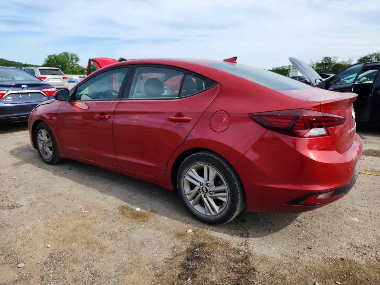 Hyundai ELANTRA Value Edition