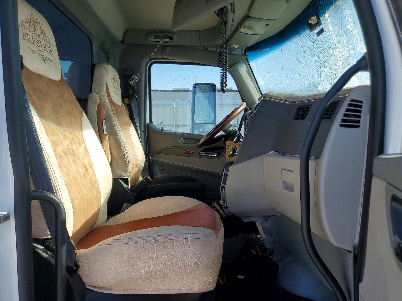 Peterbilt 579