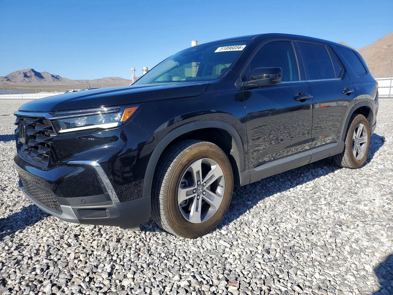 Salvage Honda Pilot Image