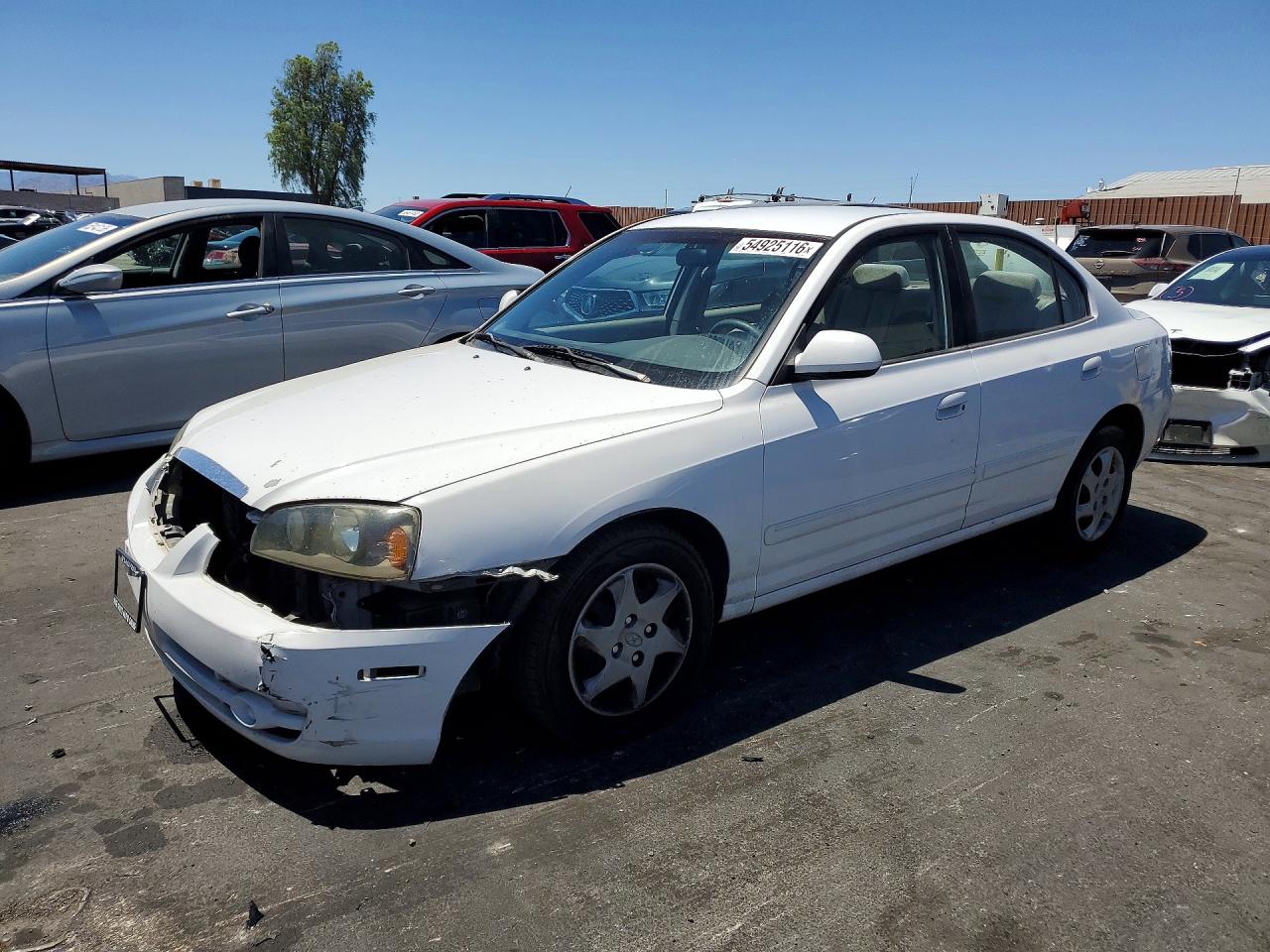 Salvage Hyundai ELANTRA Image