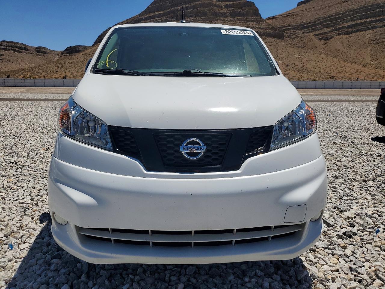 Nissan Nv S