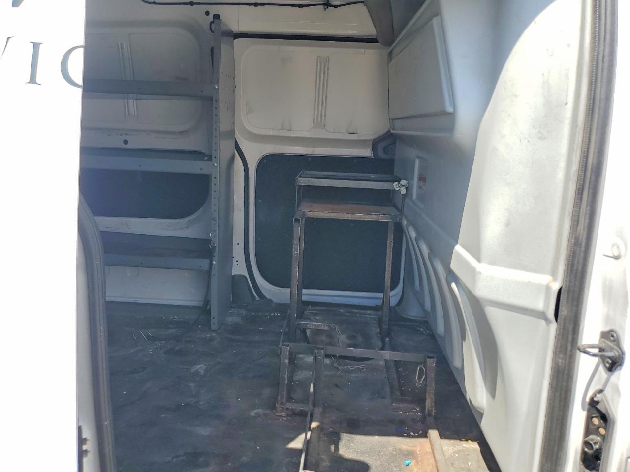 Nissan Nv S