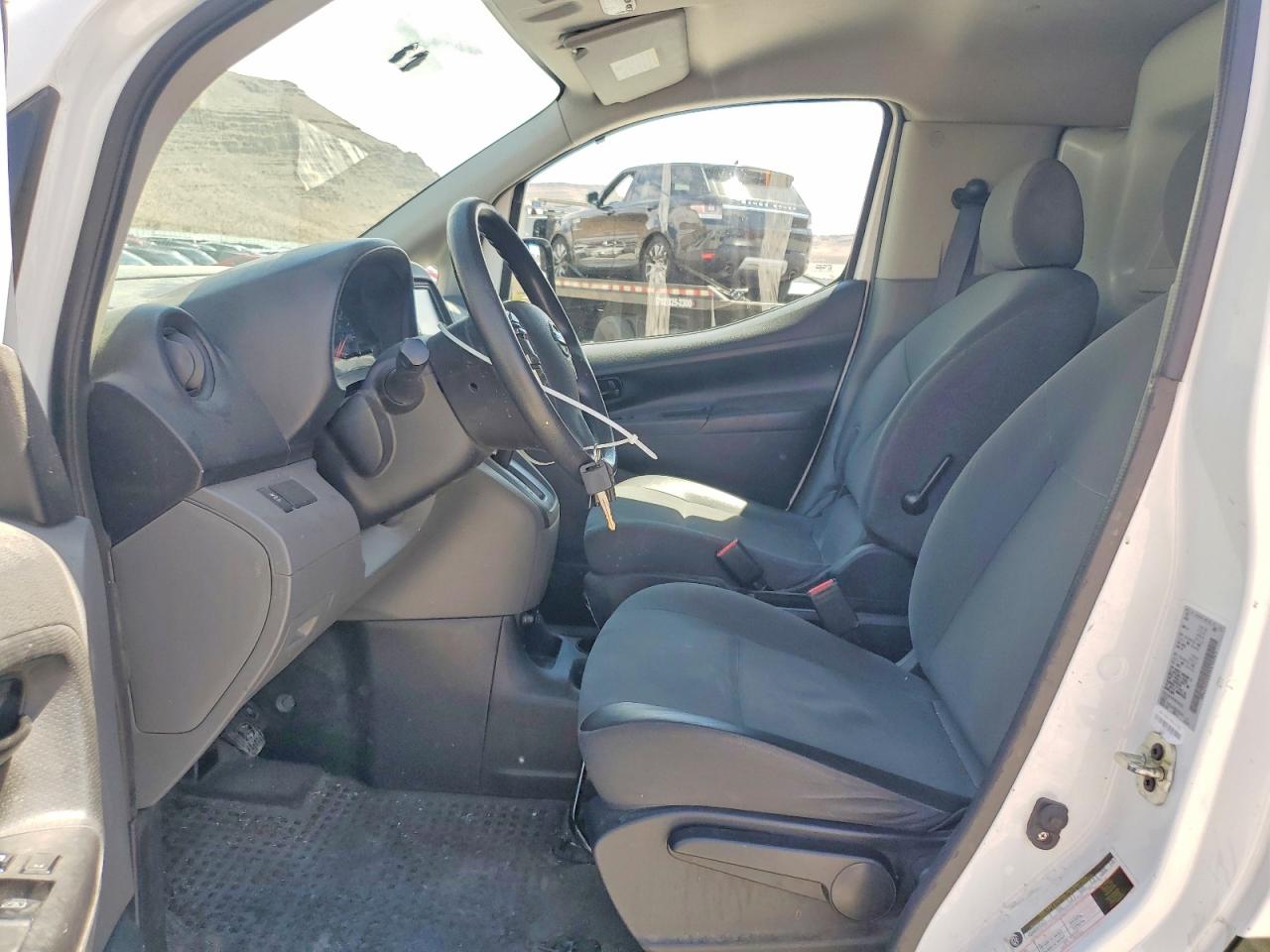 Nissan Nv S