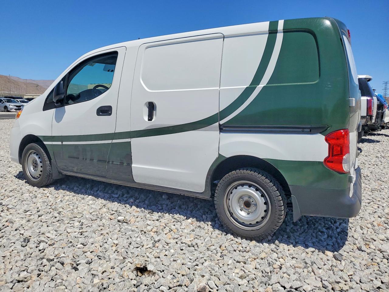 Nissan Nv S
