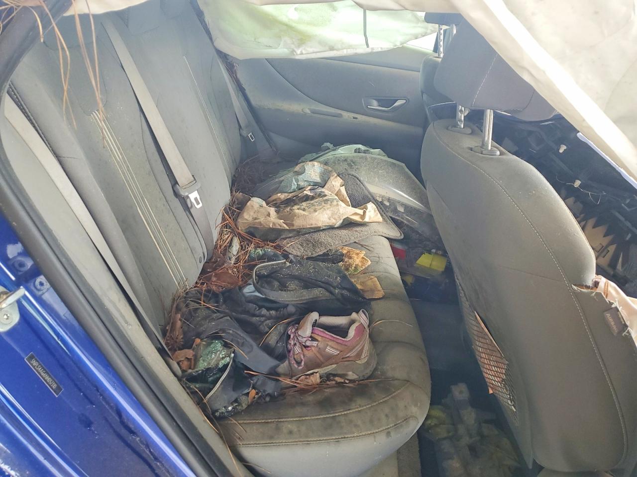 Hyundai ELANTRA Sel