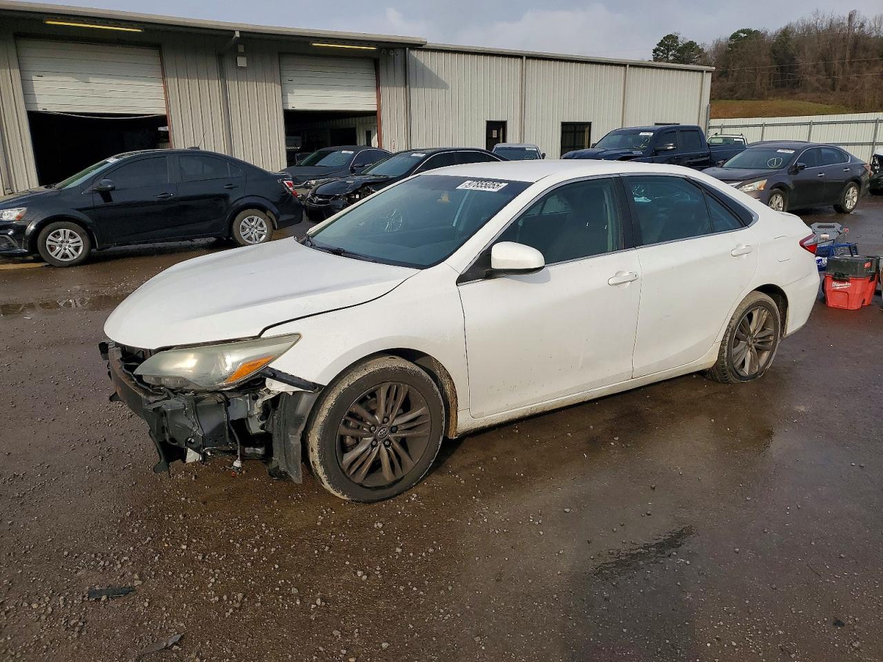 Salvage Toyota Camry Image