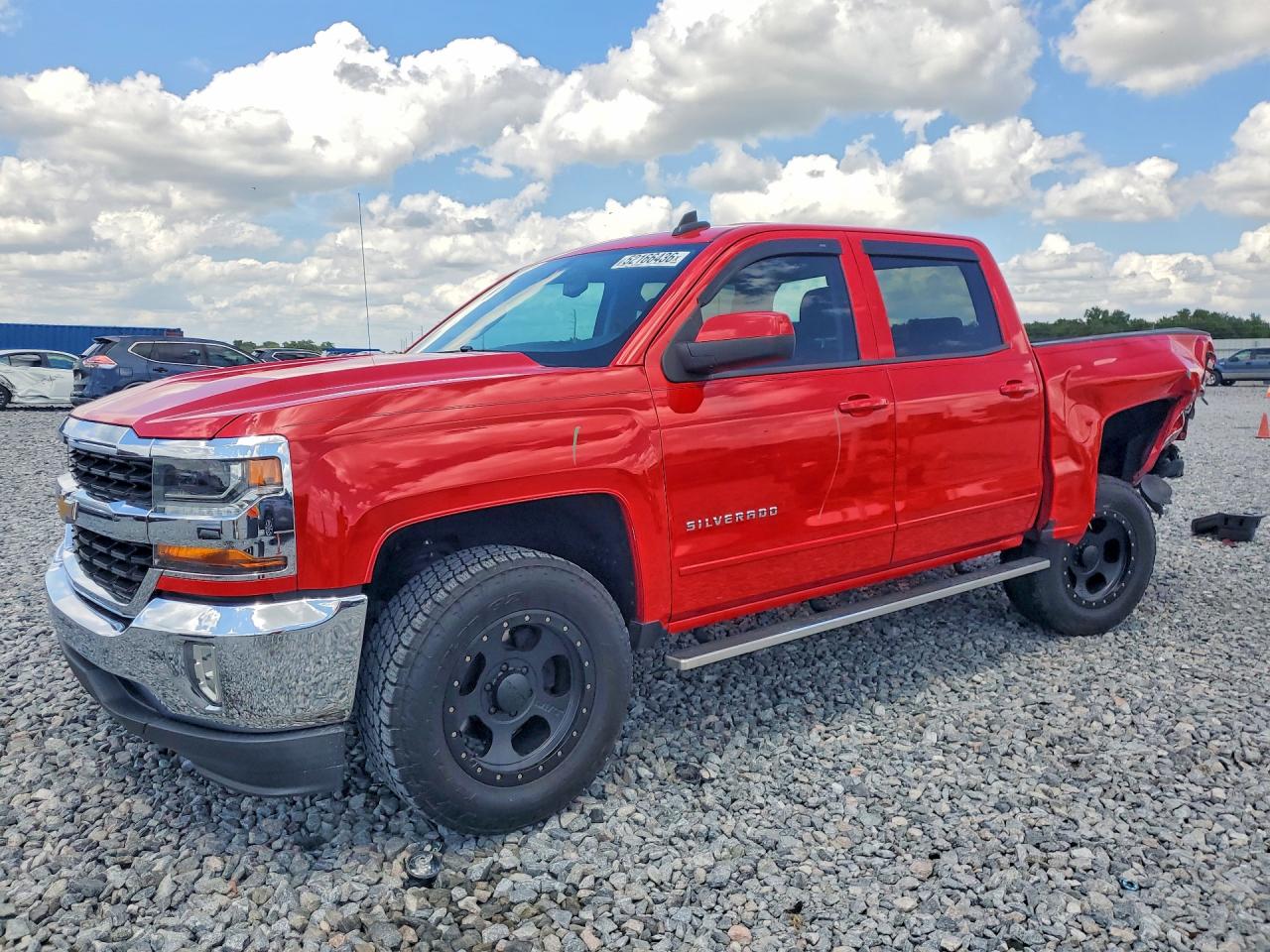 Salvage Chevrolet Silverado Image