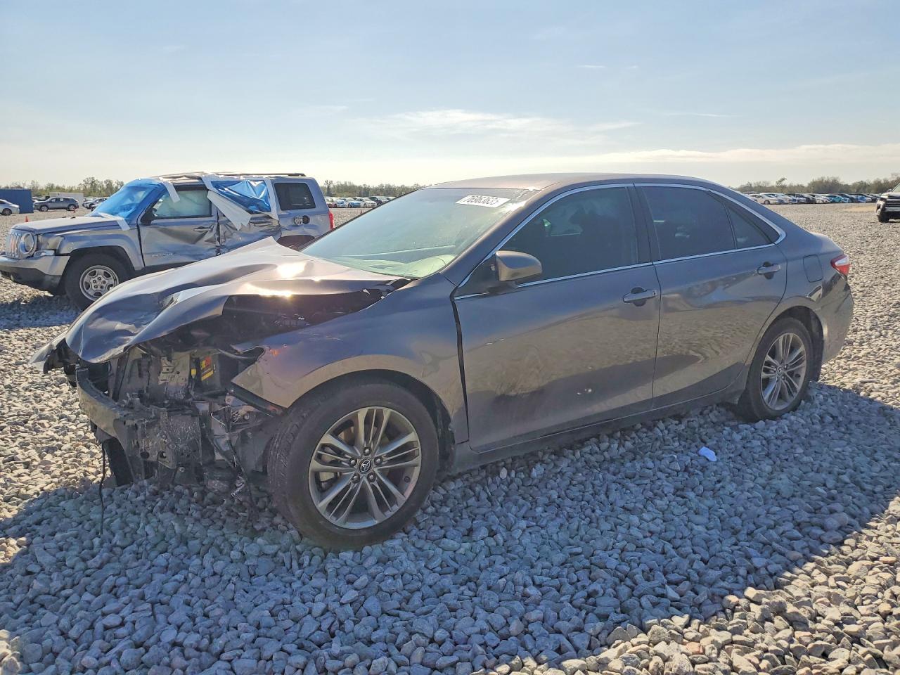 Salvage Toyota Camry Image