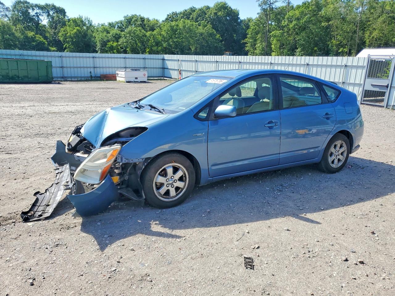 Salvage Toyota Prius Image