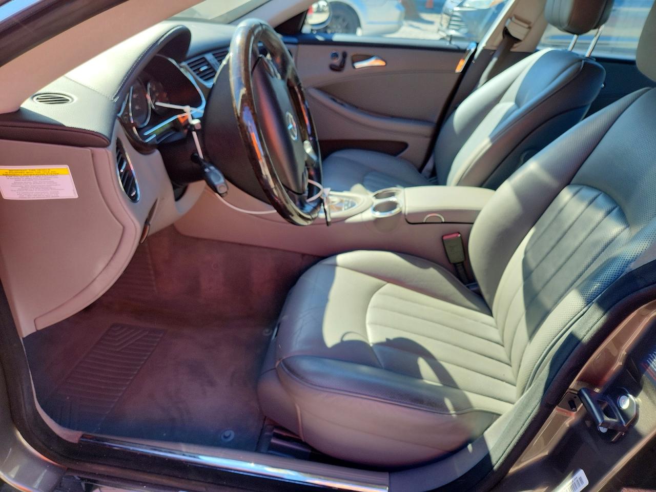 Mercedes-Benz Cls-class 550