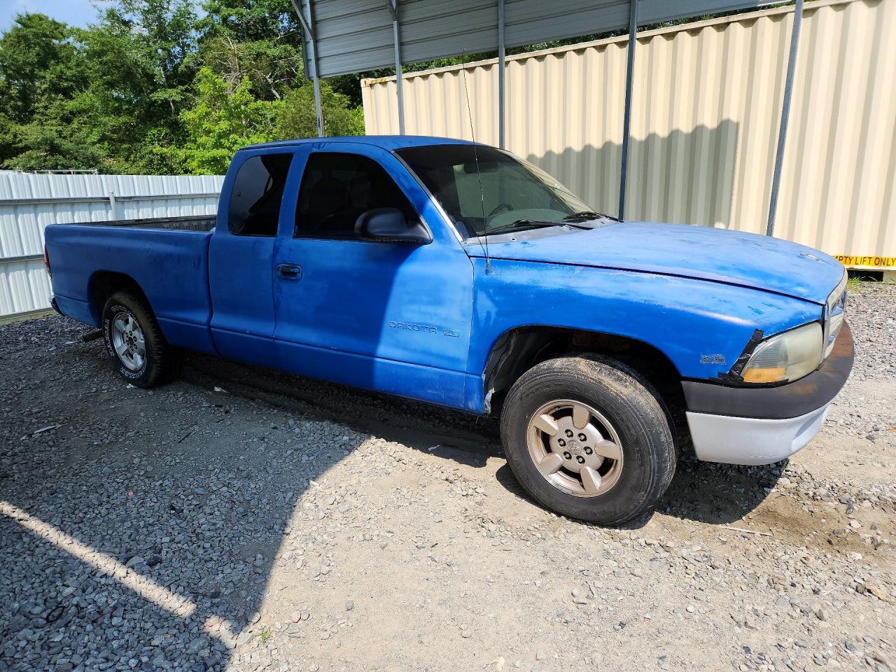 Dodge Dakota Base