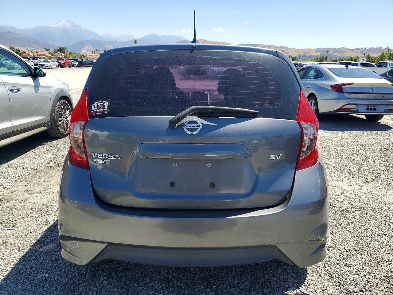 Nissan Versa Sv