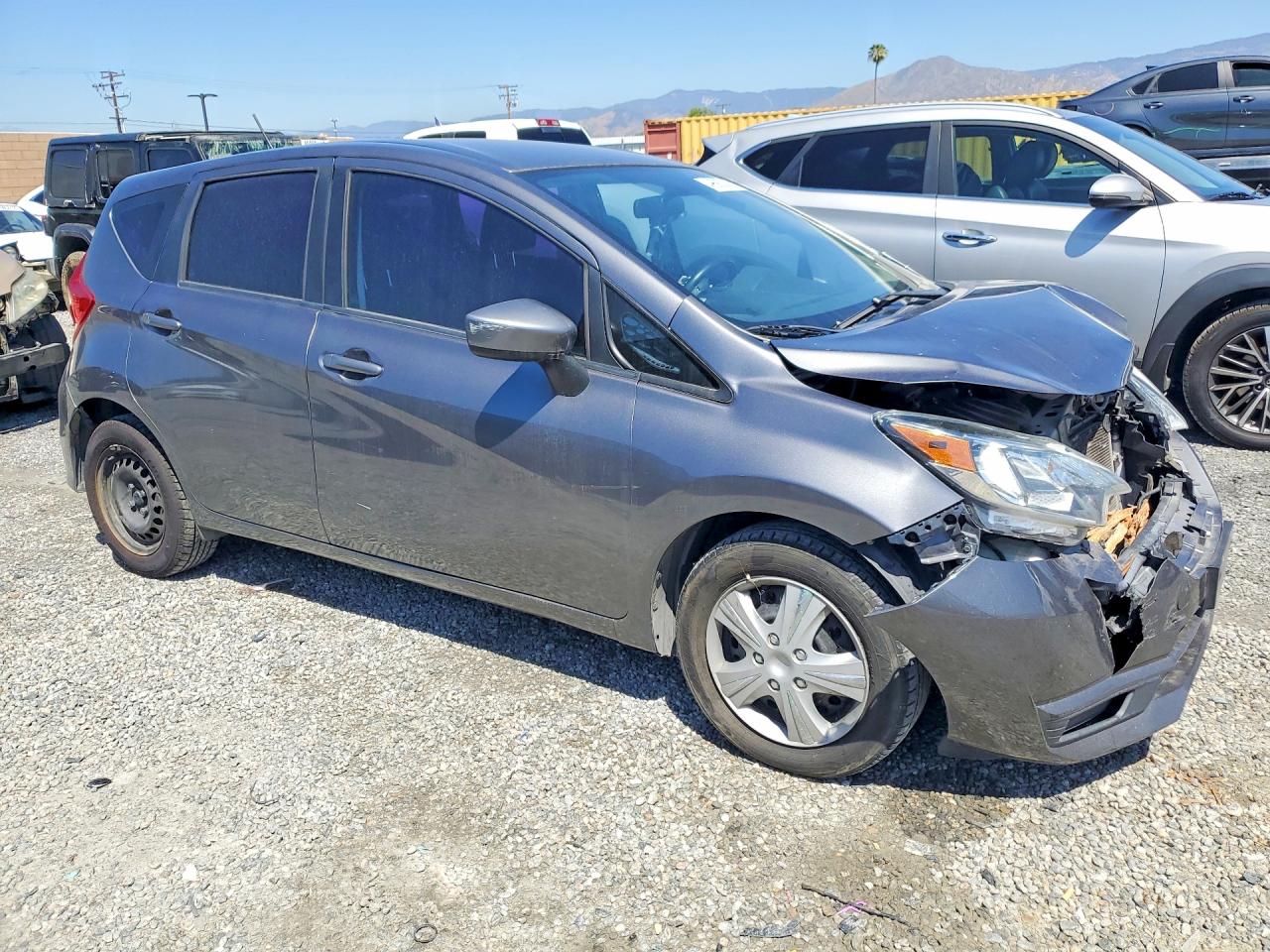 Nissan Versa Sv