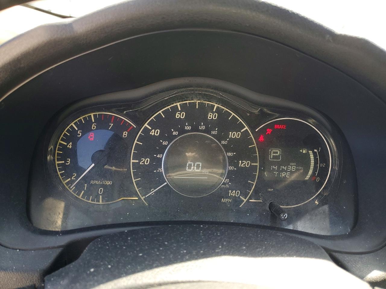 Nissan Versa Sv