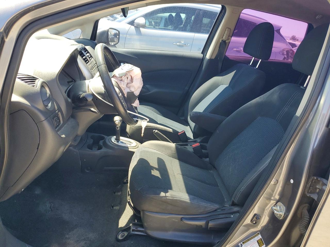 Nissan Versa Sv