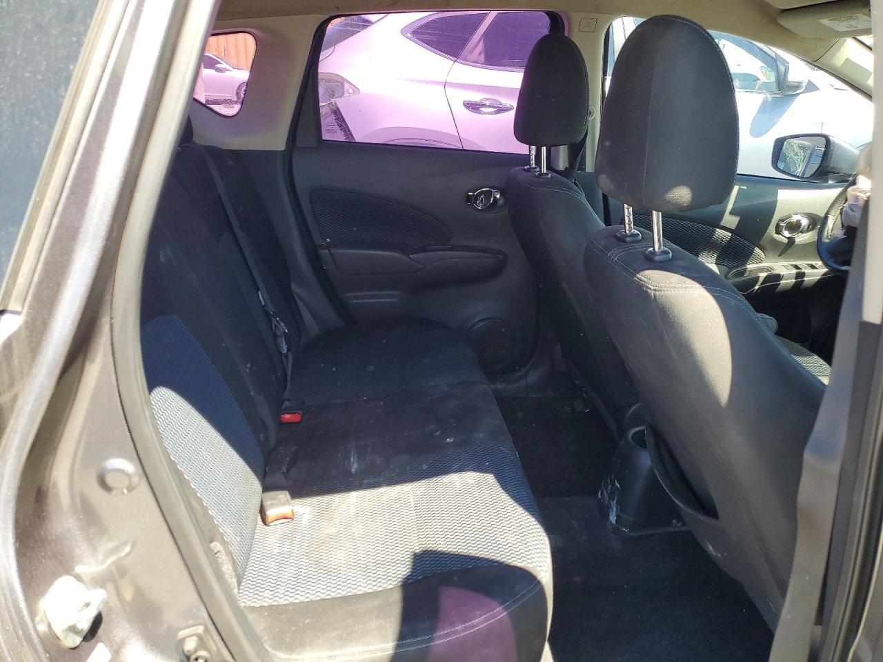 Nissan Versa Sv