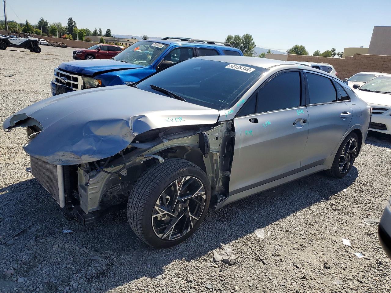 Salvage Kia K5 Image