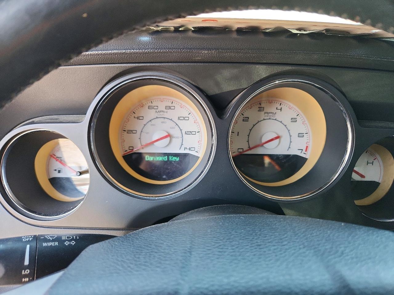 Dodge Challenger Sxt