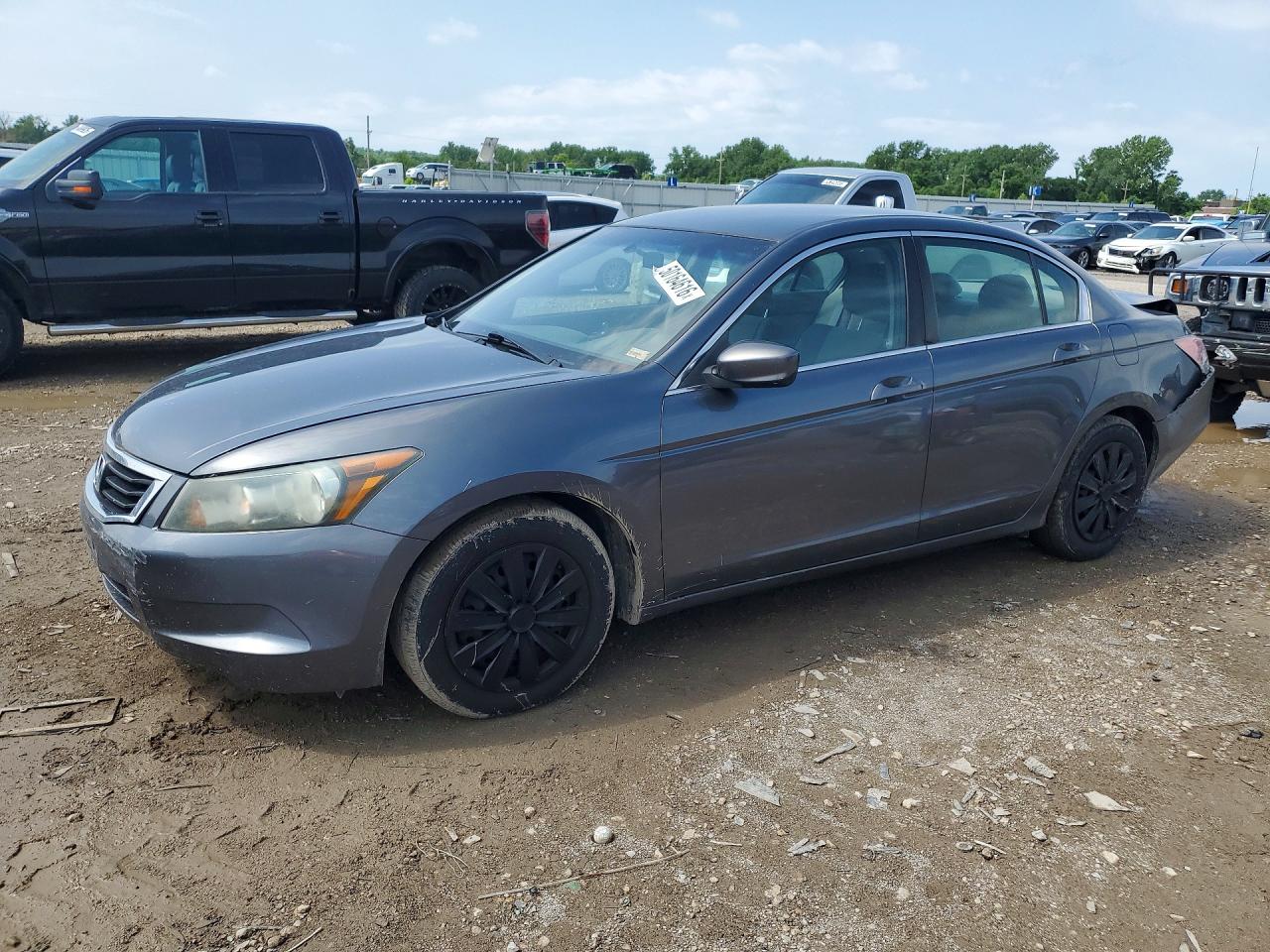 Salvage Honda Accord Image