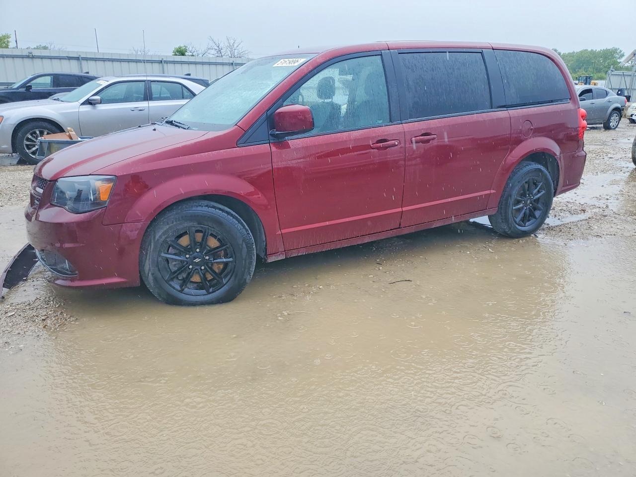 Salvage Dodge Caravan Image