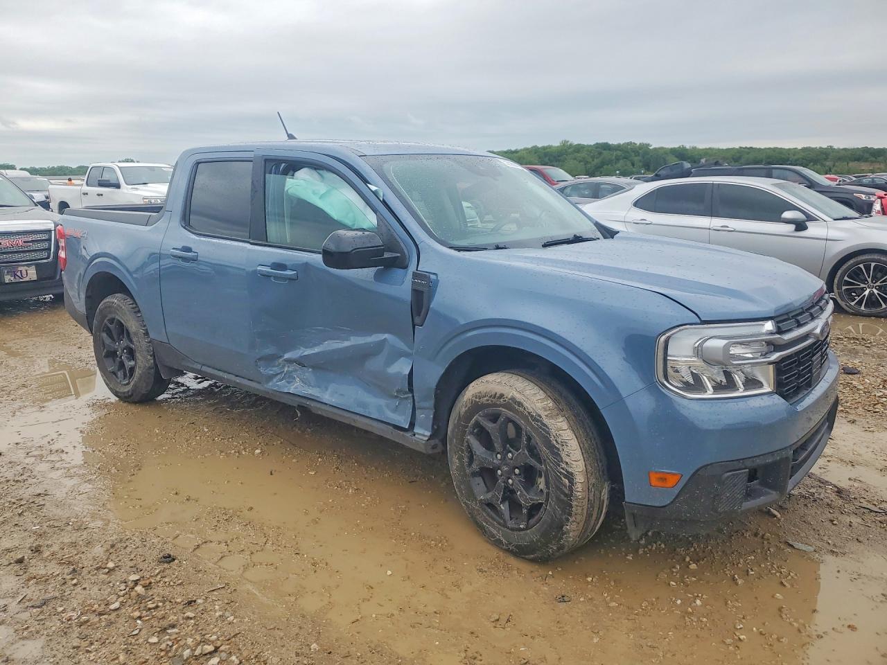Ford Maverick Lariat