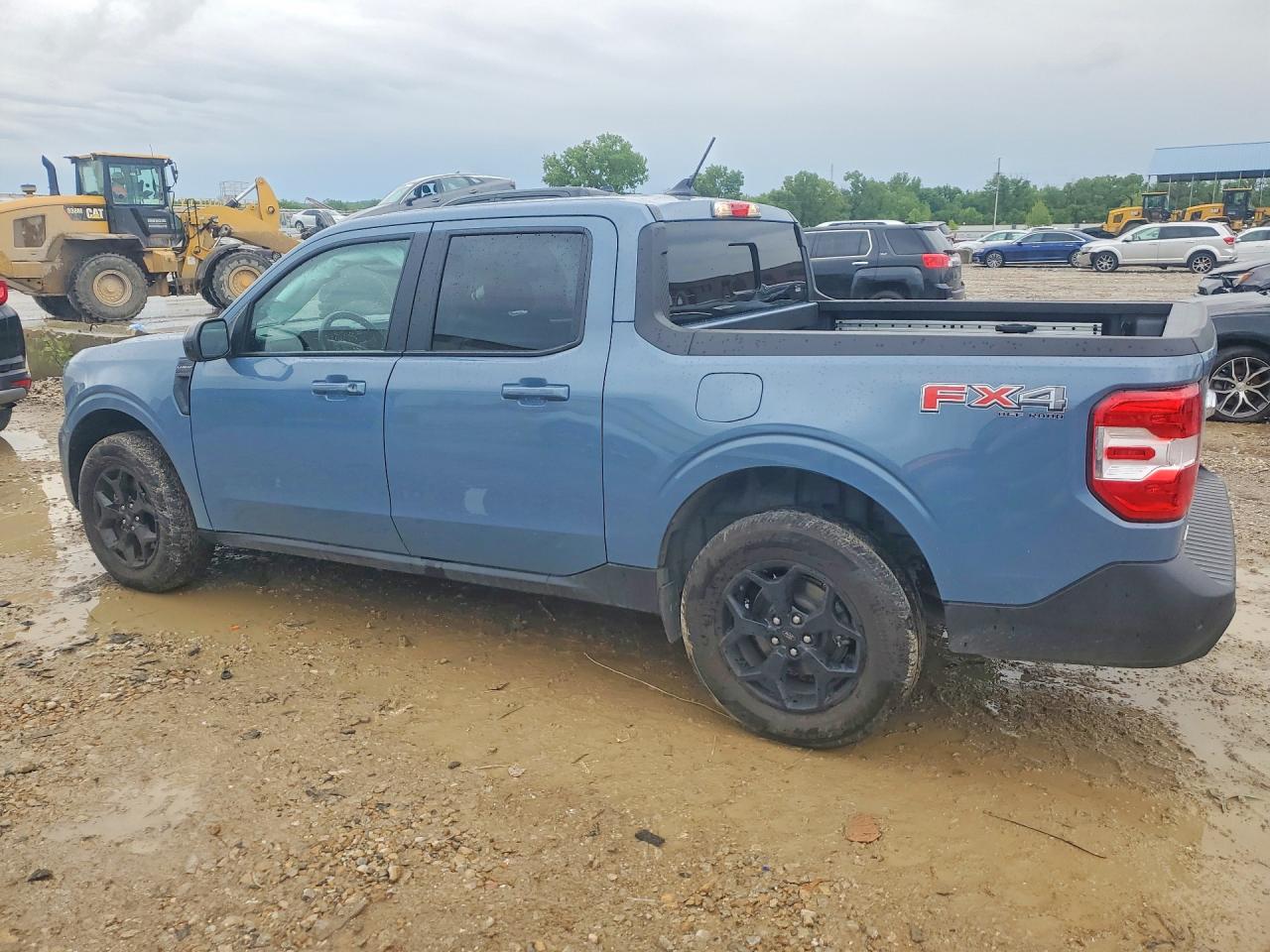 Ford Maverick Lariat