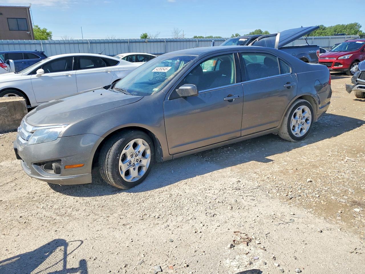 Salvage Ford Fusion Image