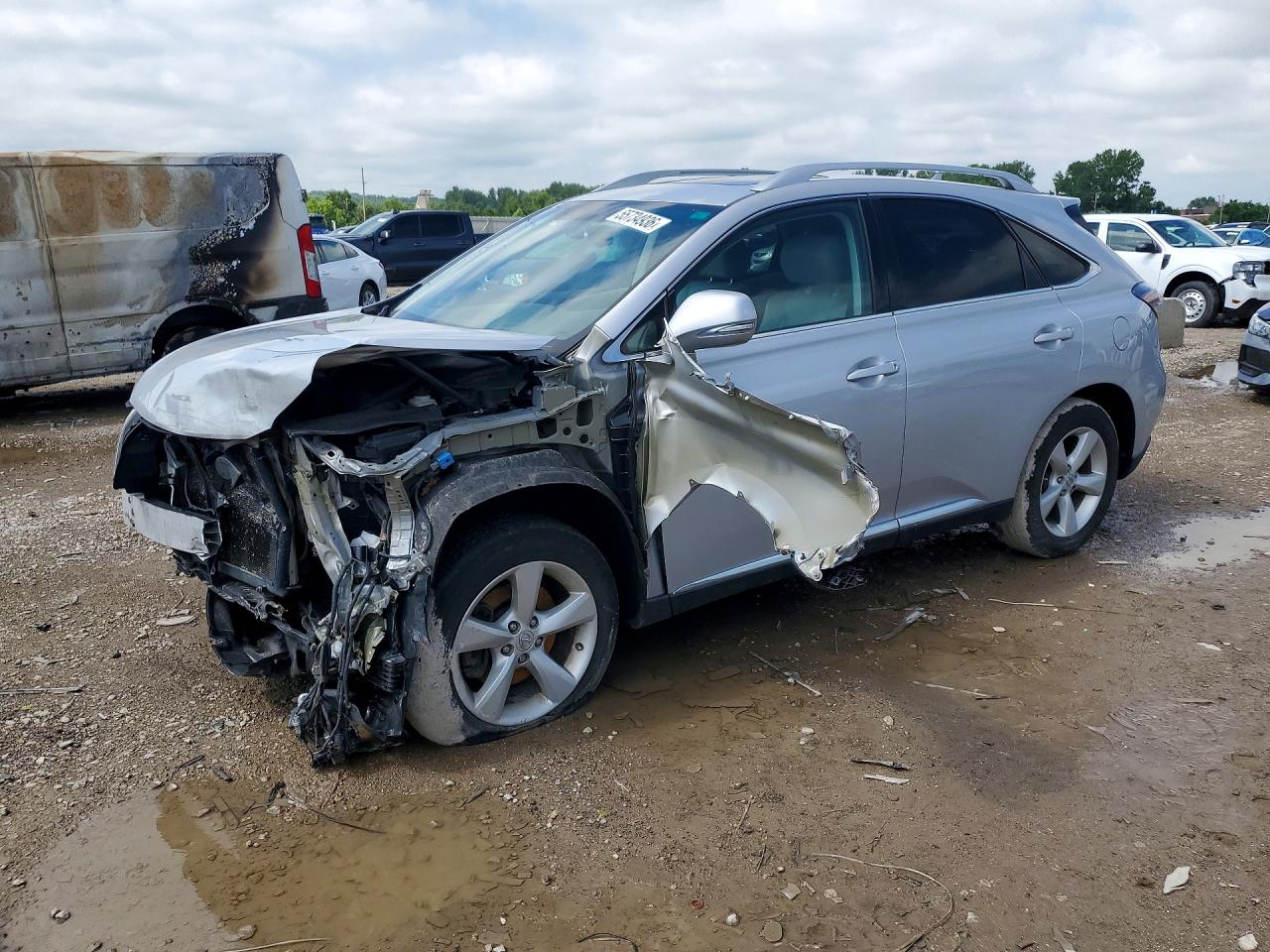 Salvage Lexus RX Image
