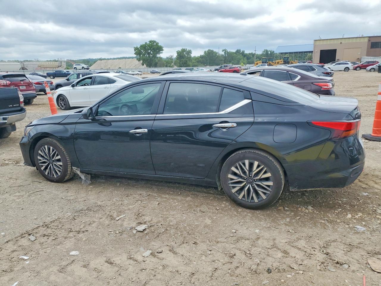 Nissan Altima Sv