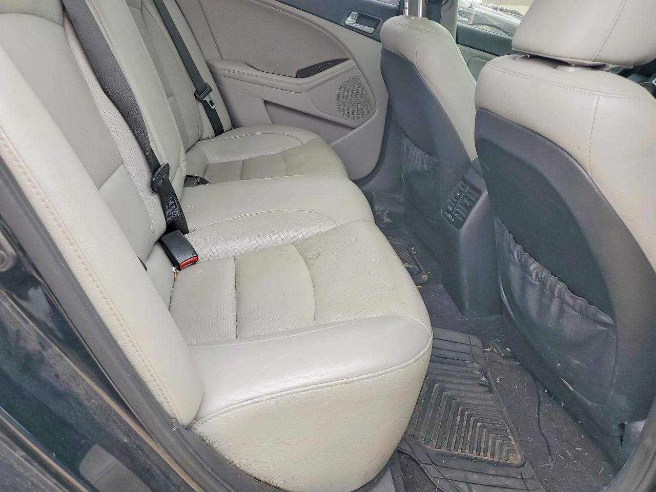 Kia Optima Ex