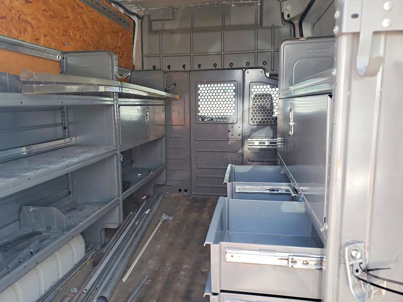 Nissan Nv 2500 Hd Sv