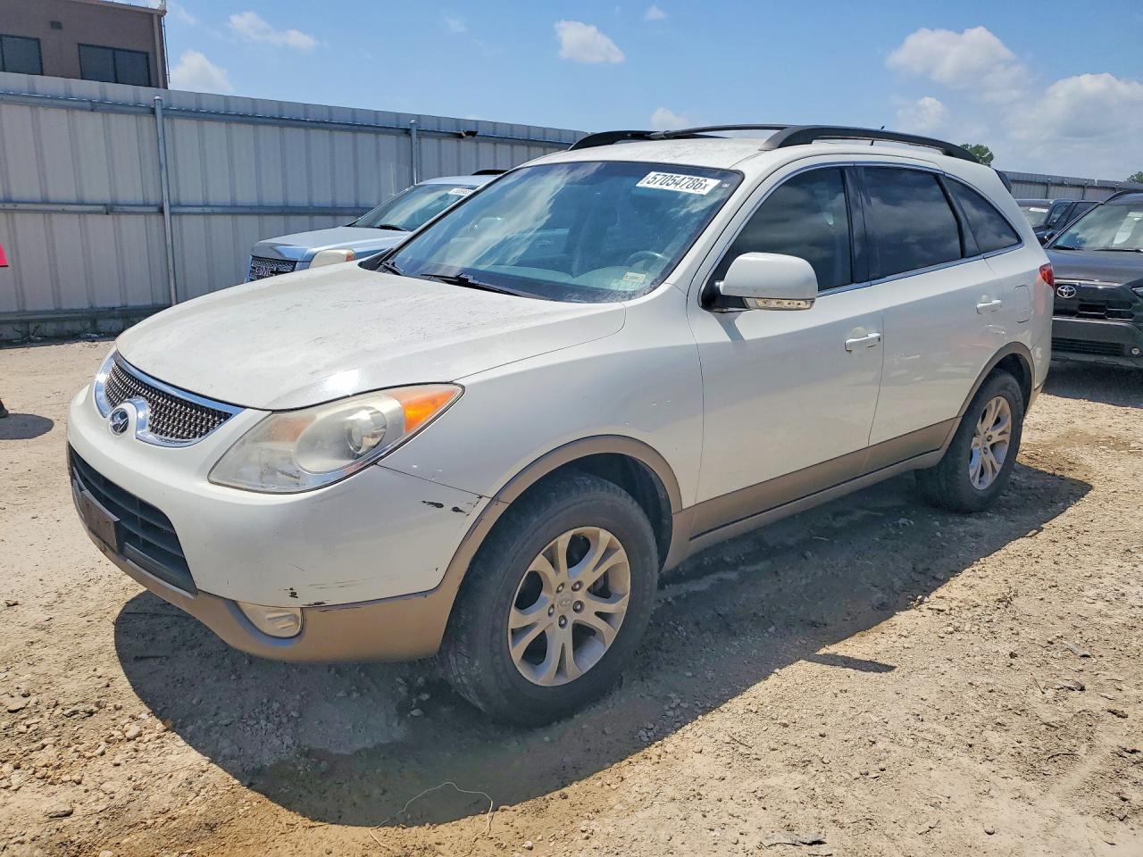 Salvage Hyundai Veracruz Image
