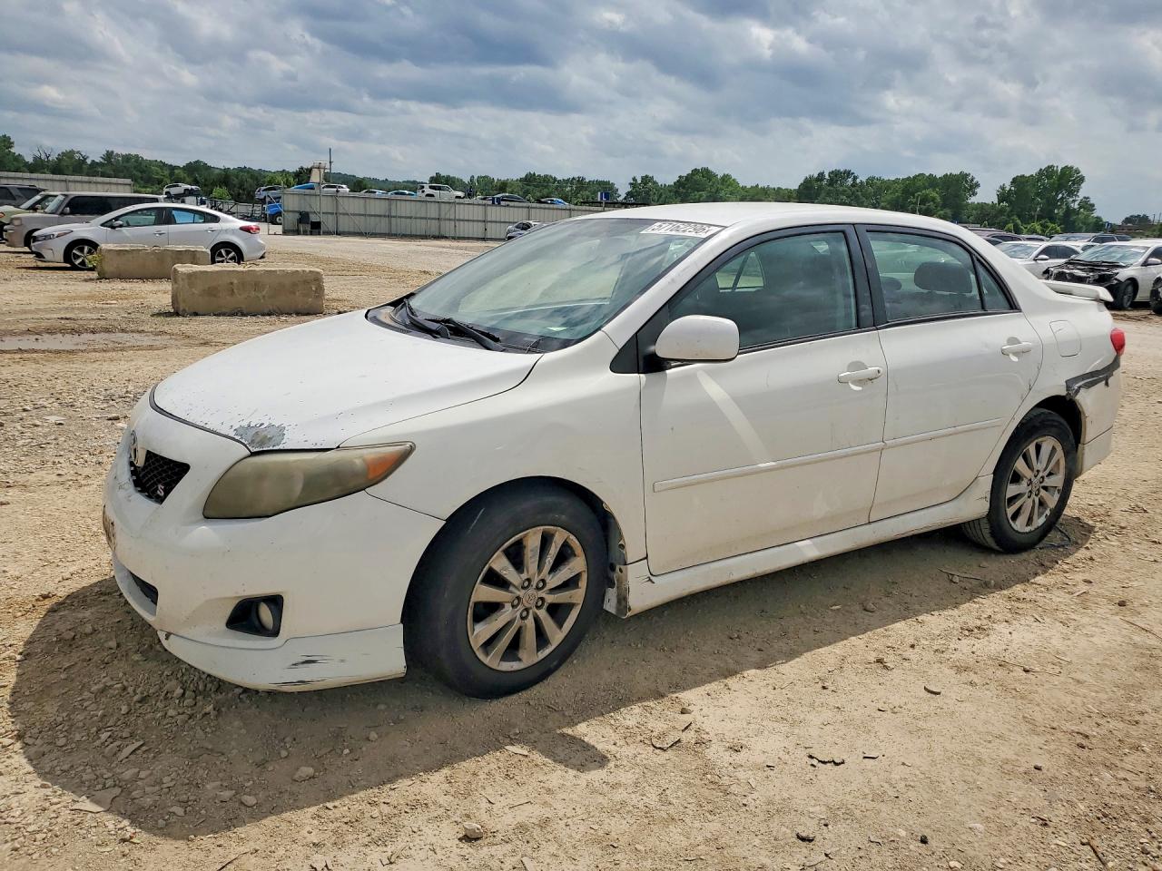 Salvage Toyota Corolla Image