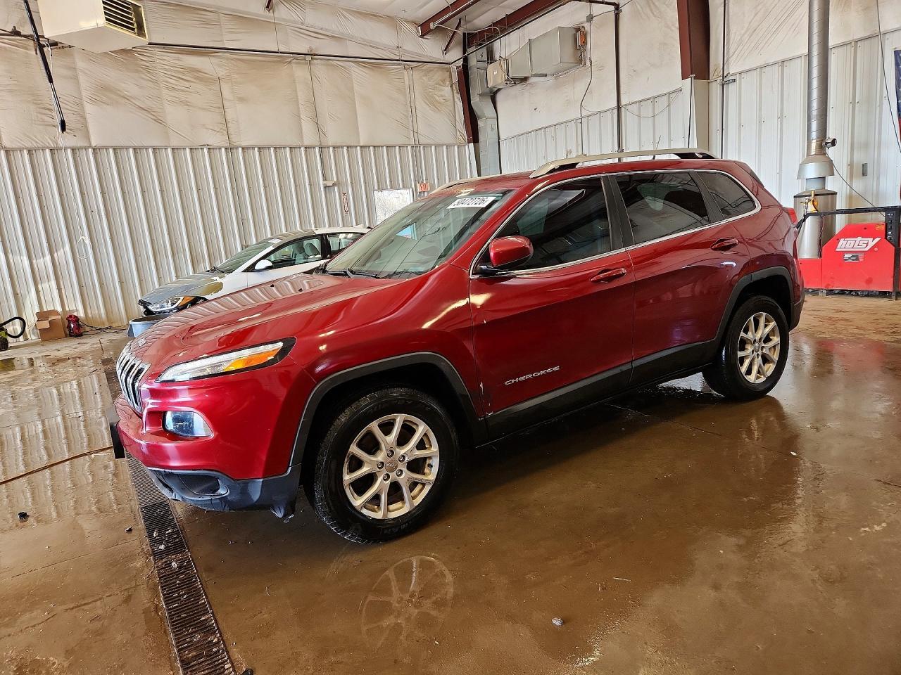 Salvage Jeep Cherokee Image