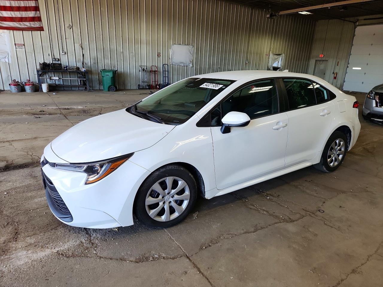 Salvage Toyota Corolla Image