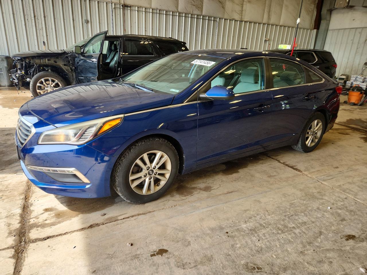 Salvage Hyundai SONATA Image