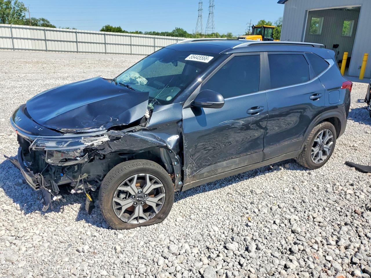 Salvage Kia Seltos Image