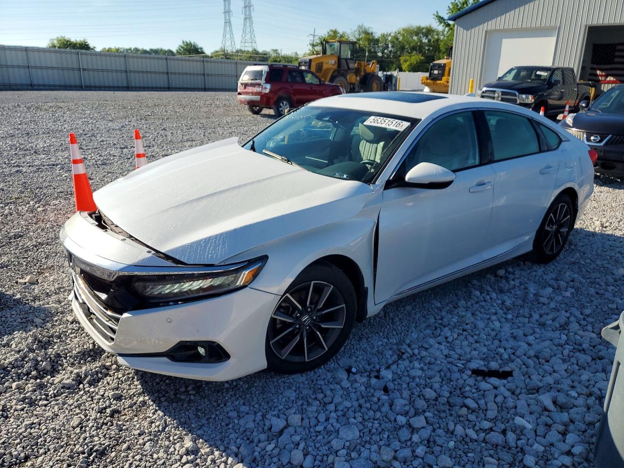 Salvage Honda Accord Image