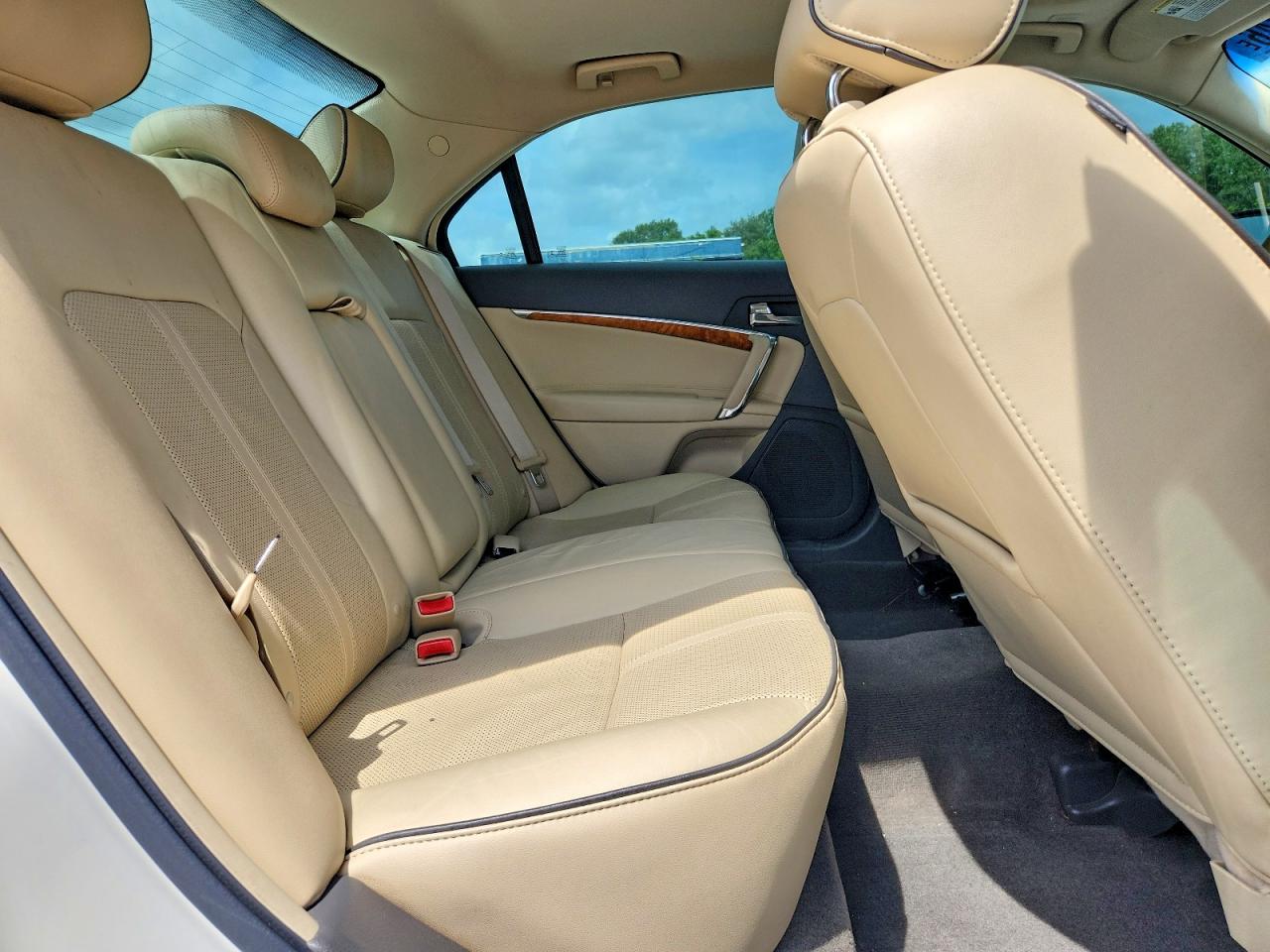 Lincoln MKZ