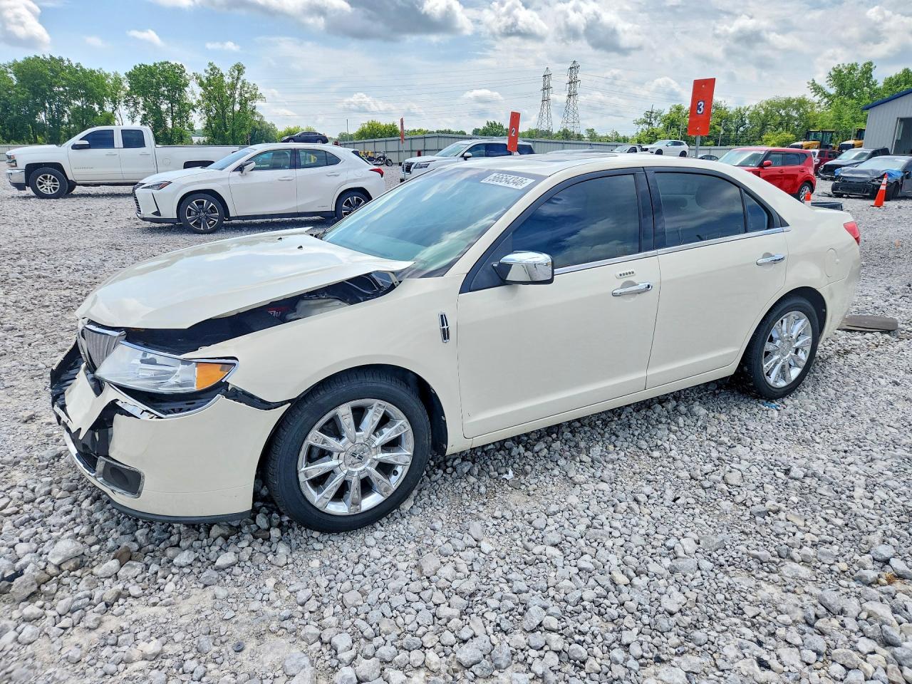 Salvage Lincoln MKZ Image