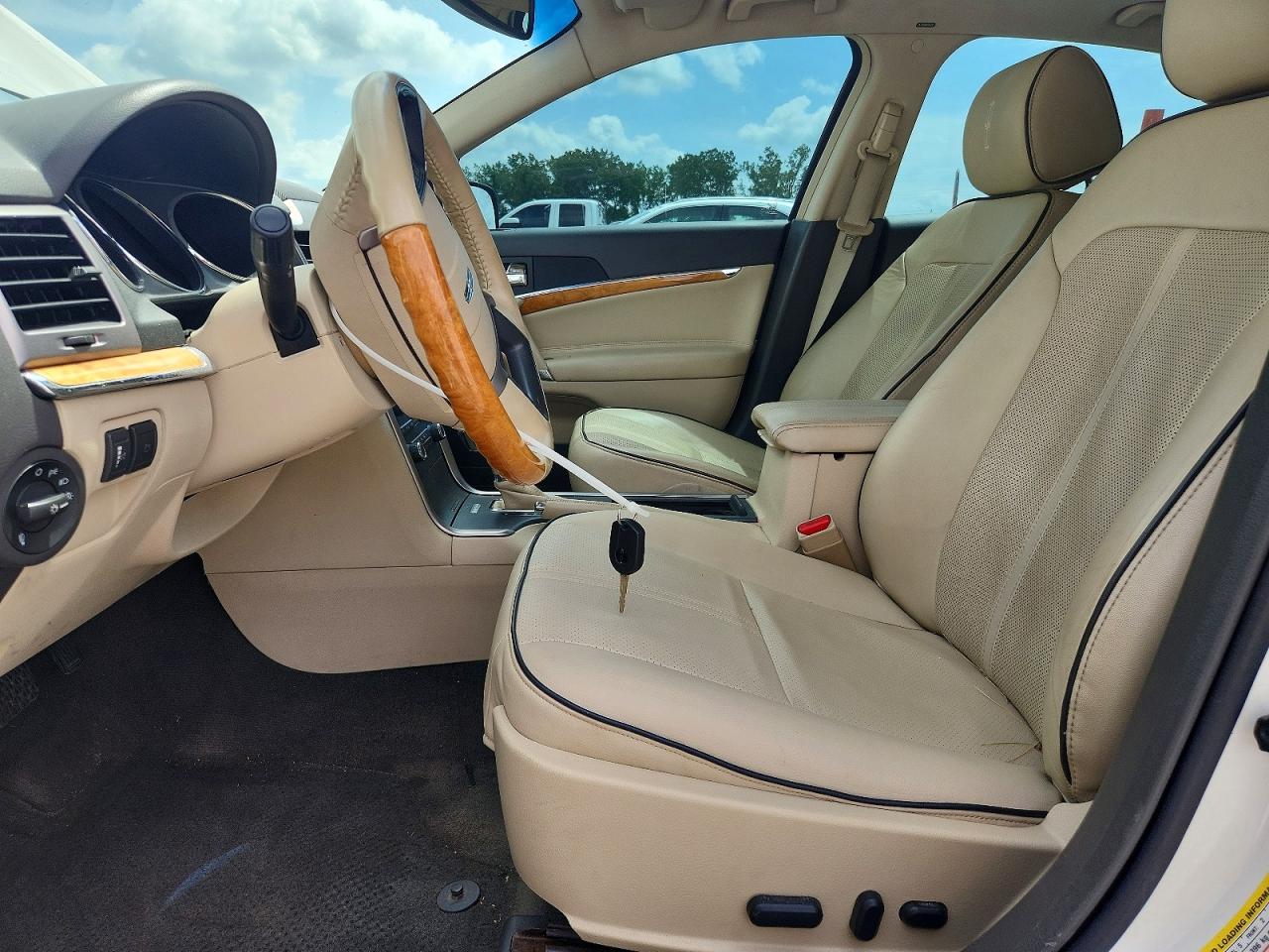 Lincoln MKZ