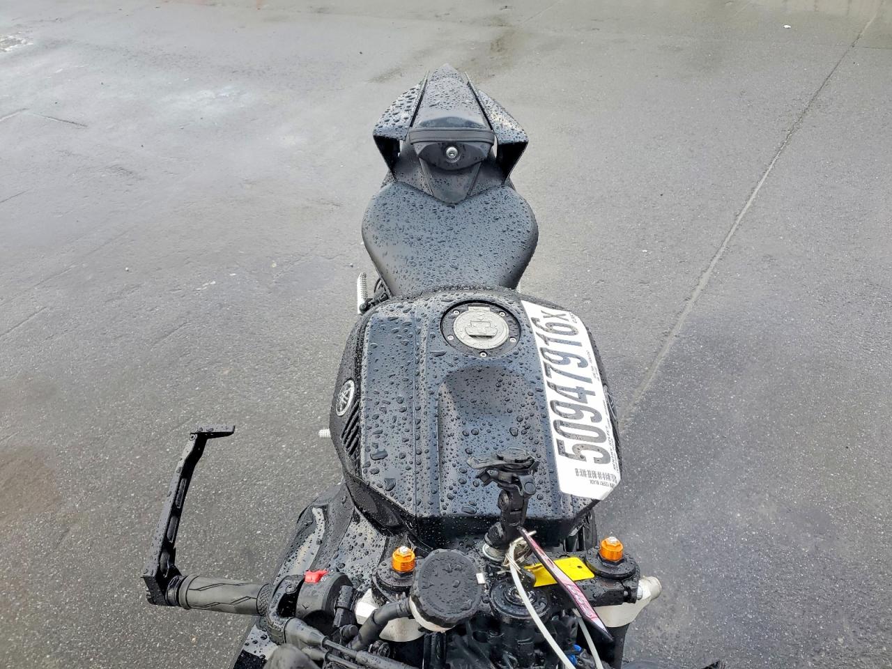 Yamaha Yzfr7