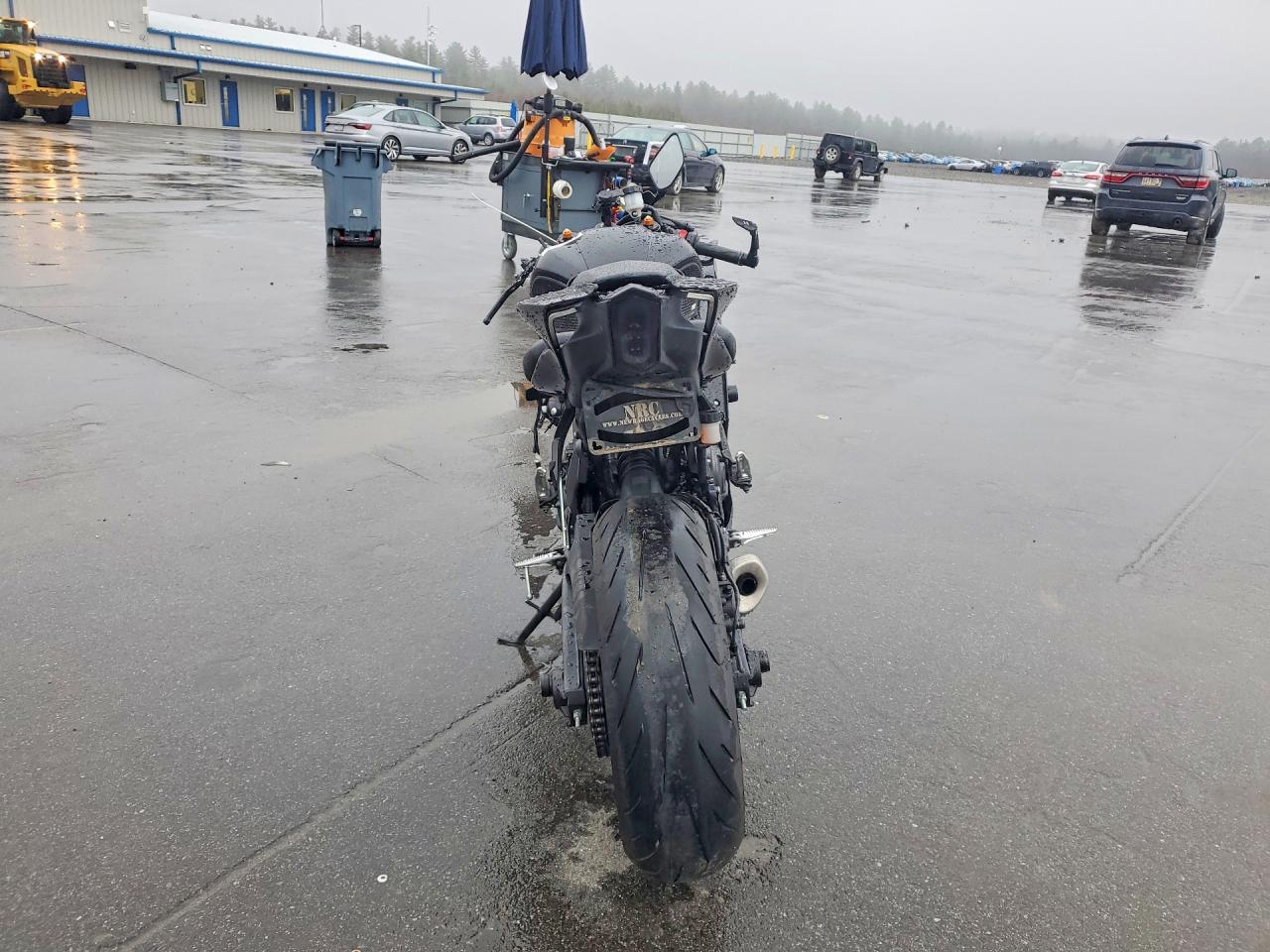 Yamaha Yzfr7