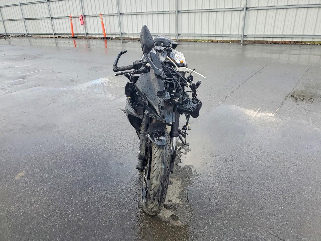 Yamaha Yzfr7