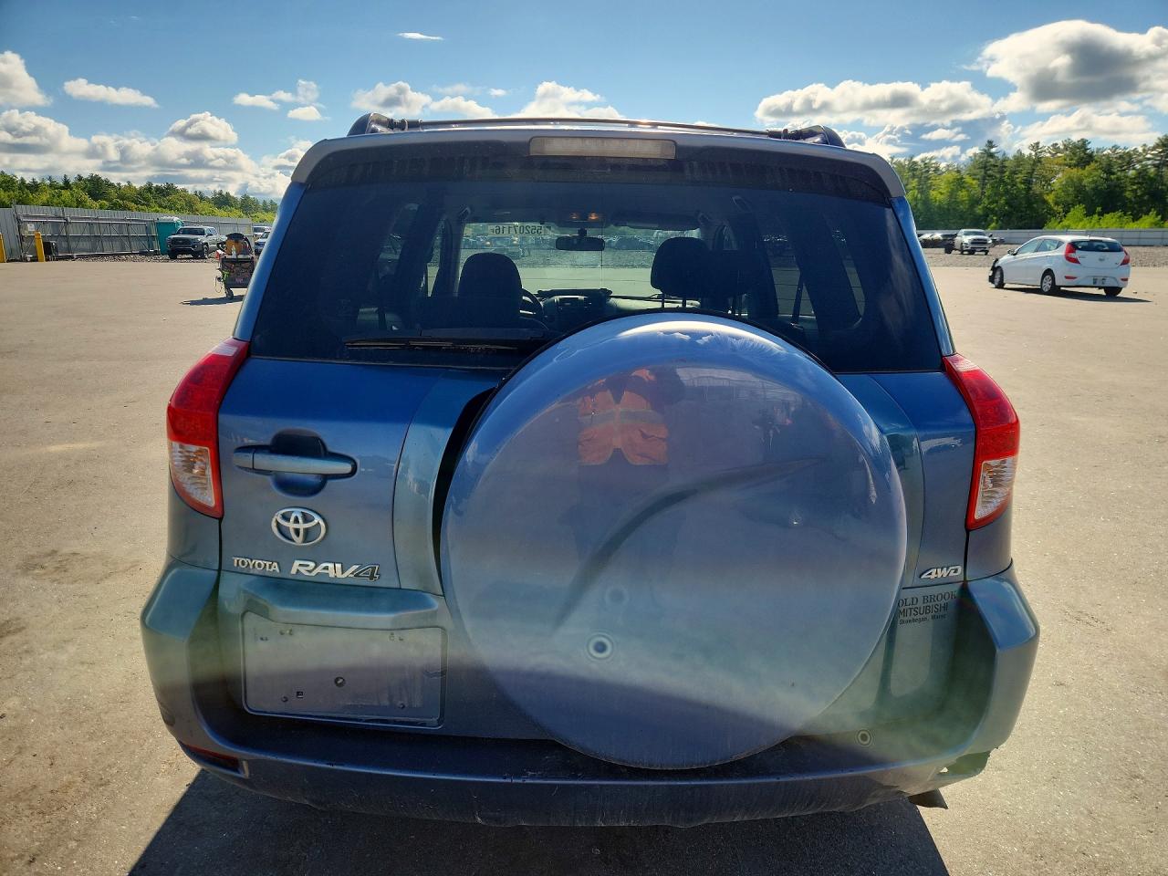 Toyota RAV4 Base