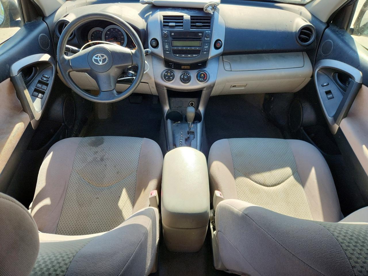 Toyota RAV4 Base