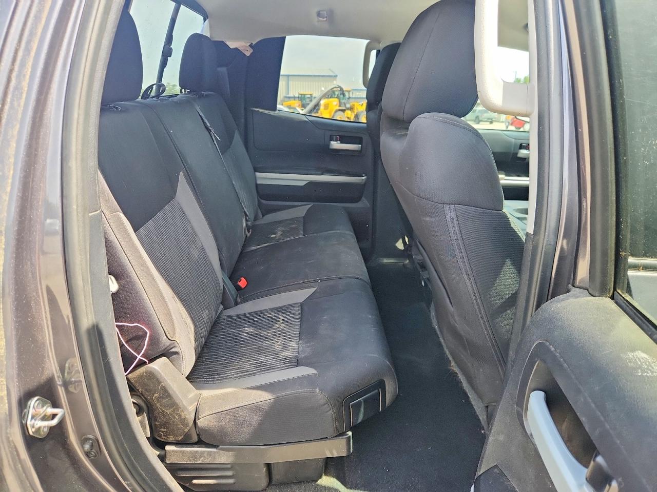Toyota Tundra Sr5