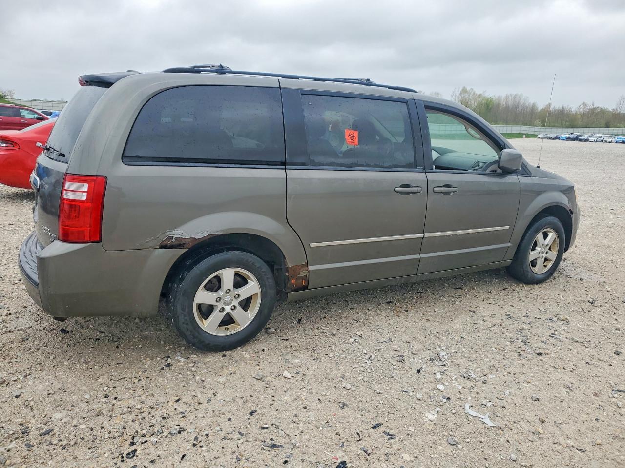 Dodge Caravan Sxt
